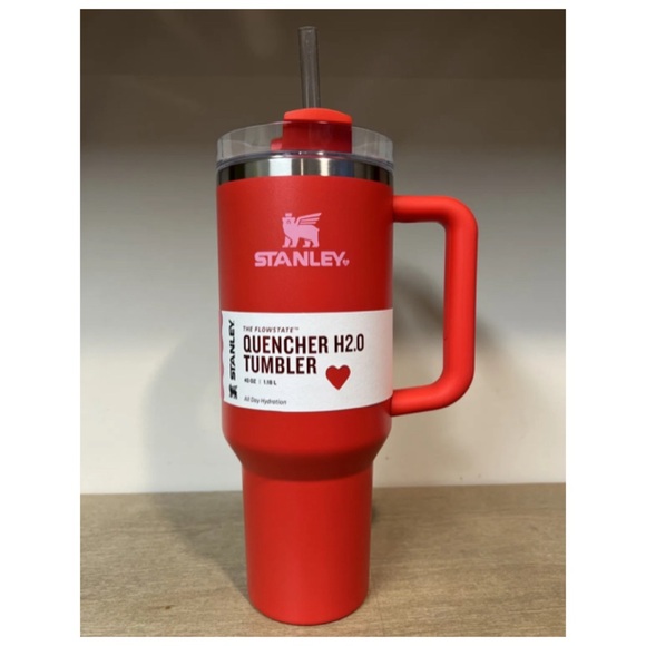 NEW Stanley Valentines Day Heart 40 oz Target Exclusive Red Tumbler - Picture 2 of 11